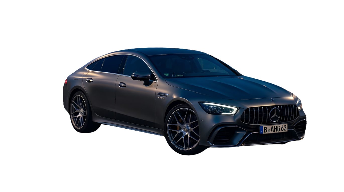 Mercedes-AMG GT 63 S, widok z przodu w hali salonu OKTAM